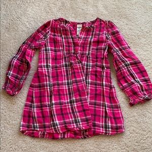 Girls size 4 longer top.